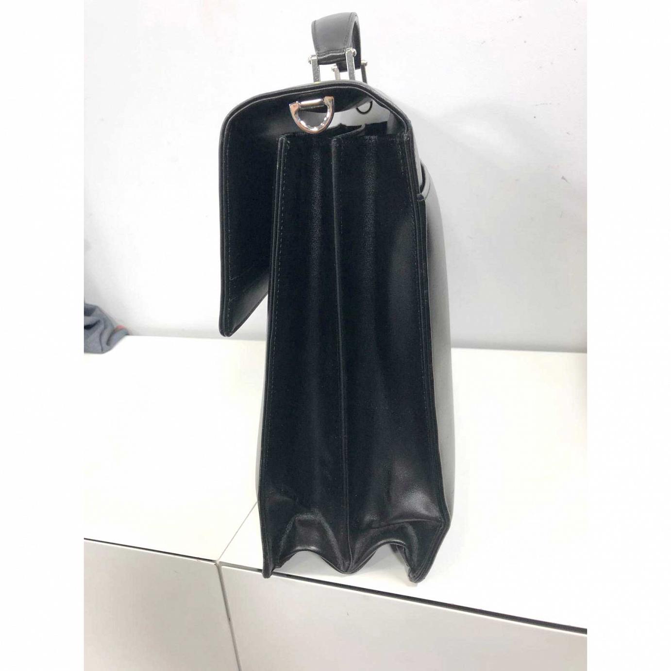 Louis Vuitton Business Card Holder Reddit Streams